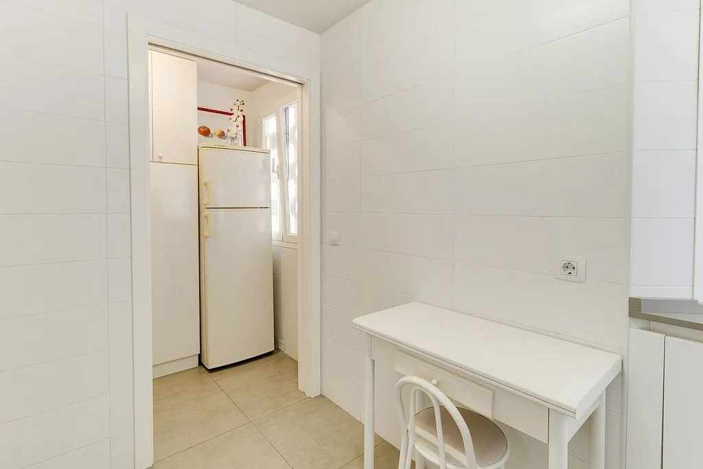 Cuisine - T2 Apartment with Pool in Atalaya, Estepona