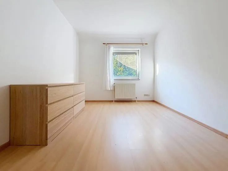 Stanze - Flat with Terrace and View in Urban Area