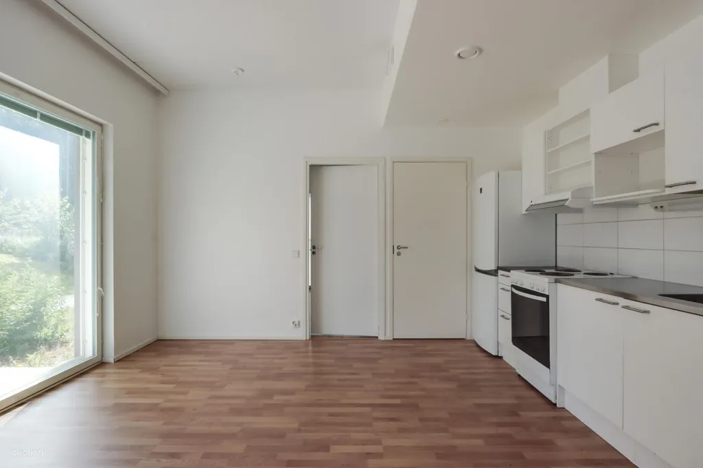 Cuisine - Efficiently Designed Apartment with French Balcony in Järvenperä