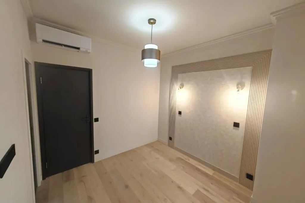 Entrée - Appartement Art Déco avec Climatisation à Nice