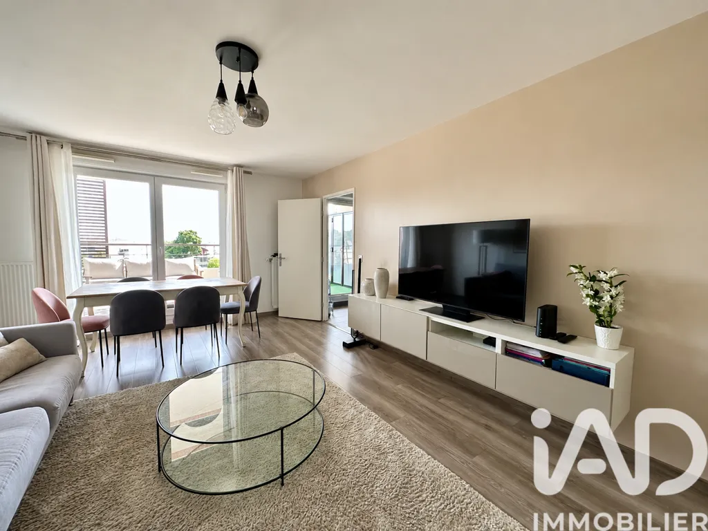 Elutuba - Modern Apartment with Park View in Valenton