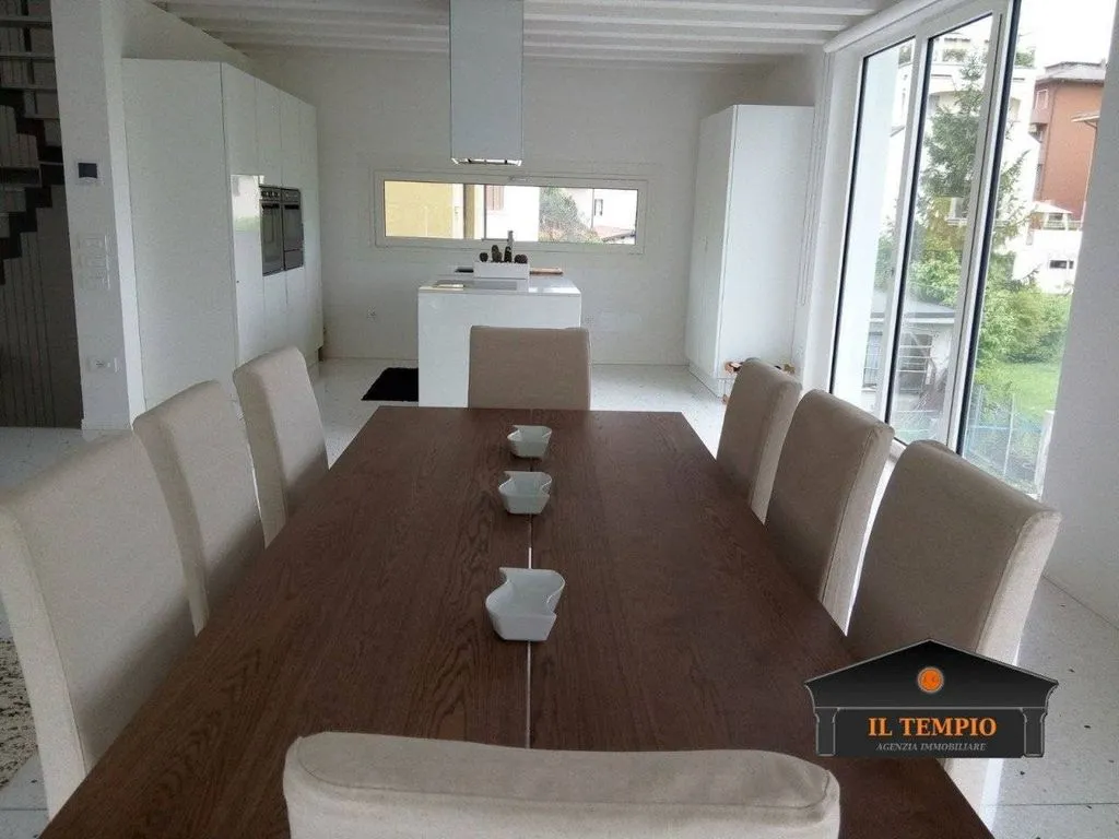 Salle à manger - Modern Villa with Terrace in Vicenza