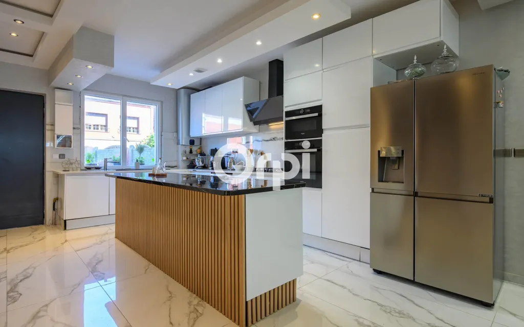 Cuisine - Maison Contemporaine avec Terrasse à Waziers
