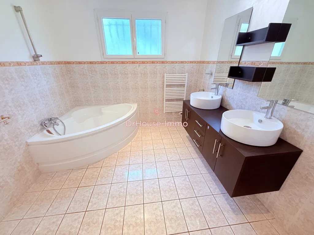 Salles de bain - Maison avec Jardin à Pauillac