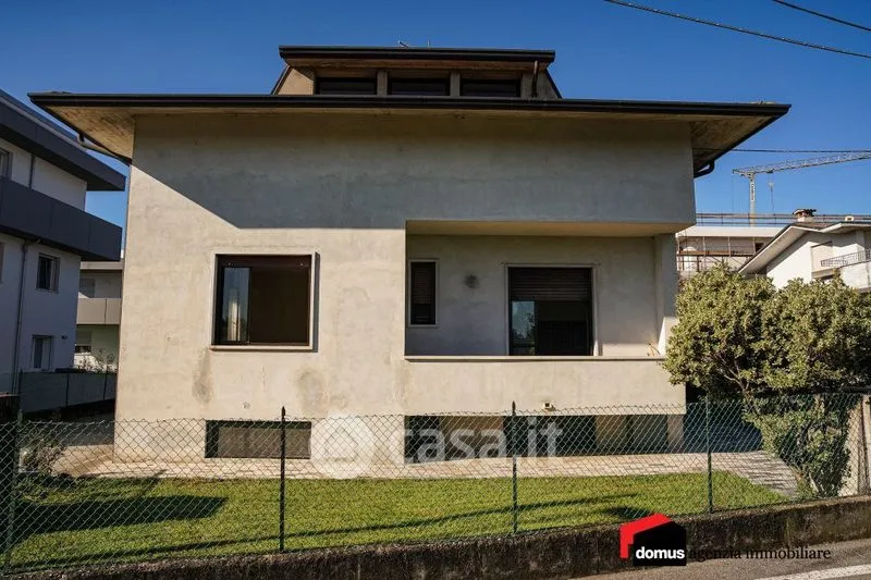 Extérieur - Semi-detached Villa with Garden in Thiene Centre