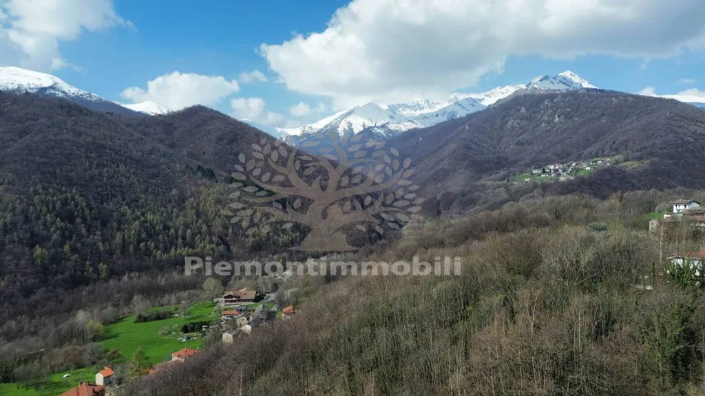 Rustic Apartment with Panoramic View in Coazze