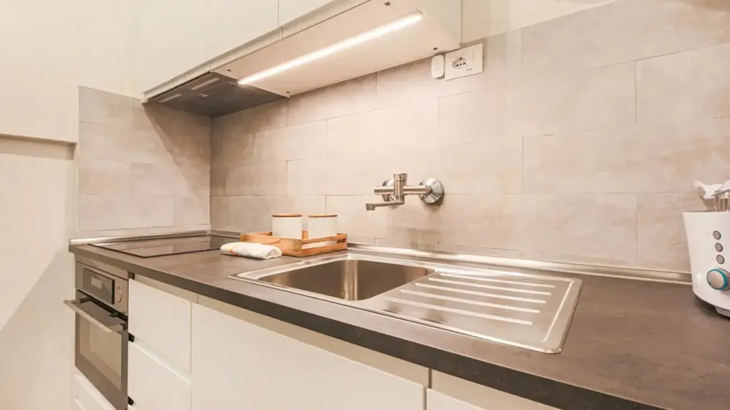 2-room apartment in IT