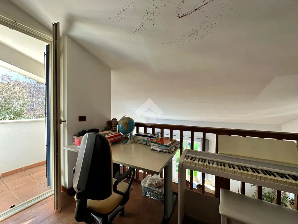 Kabinet - Bifamiliar Villa with Sea View in Crotone