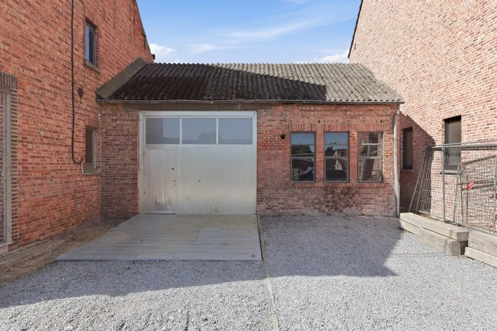 Garage - Open Plan House with Looft in Molenstraat