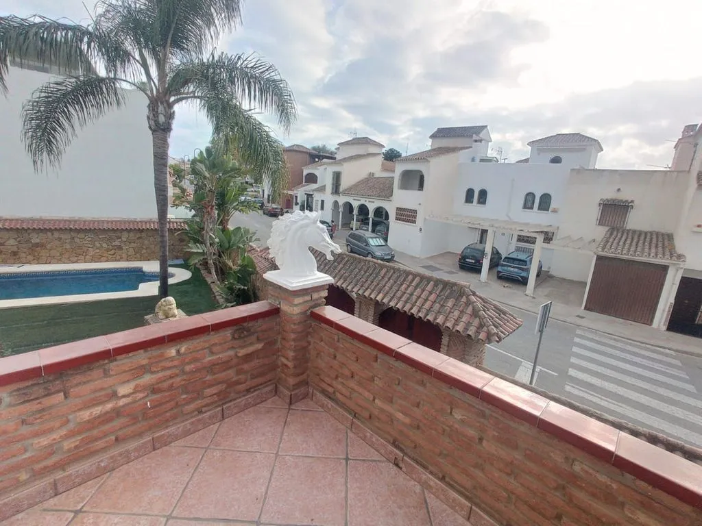 Terrass - Detached House with Pool in Mijas