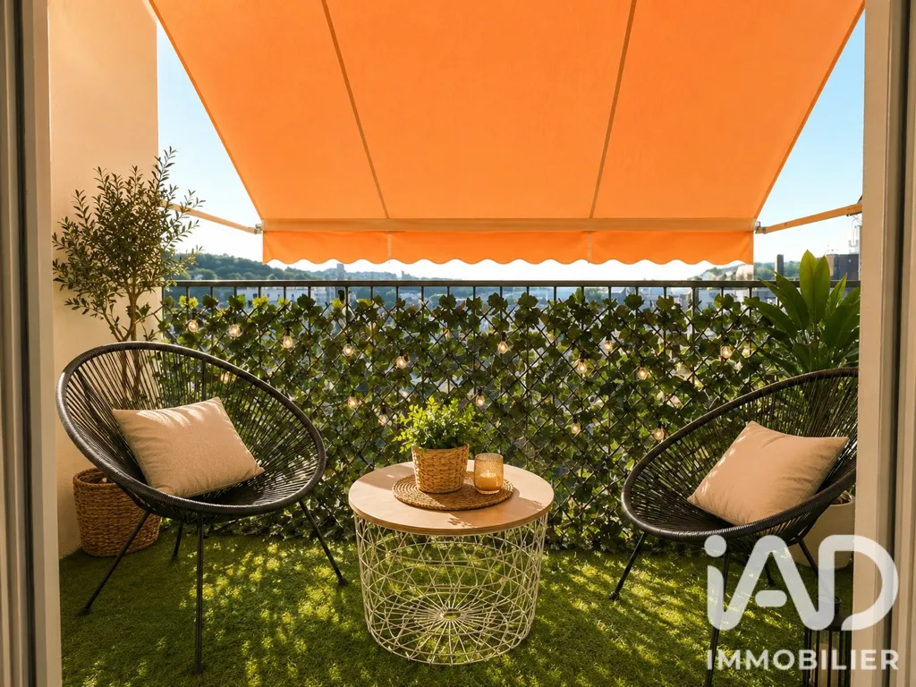 Terrazza - 3-Bed Flat with Balcony in Déville-lès-Rouen