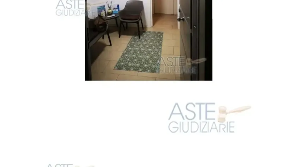 Esik - Apartment in Terni with Auction Listing