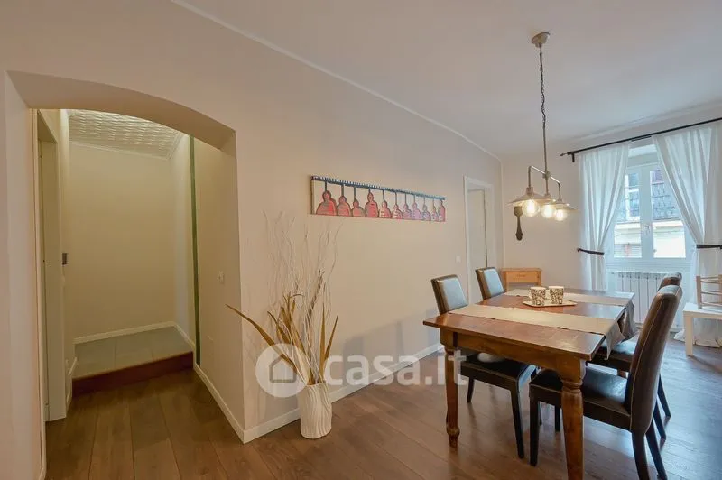 Söögituba - Modernised Apartment in Sarzana's Historic Centre