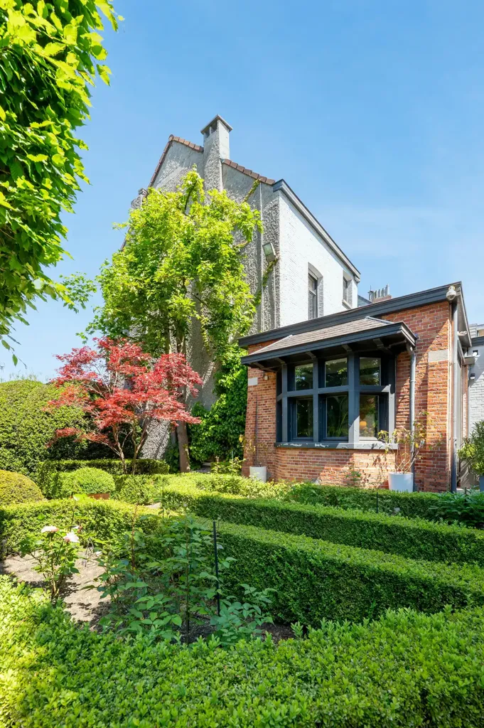 Giardino - House with Swimming Pool in Kapellen