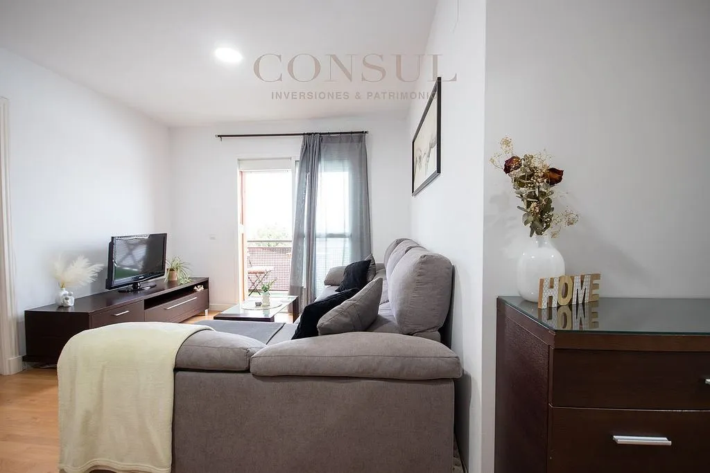 Séjour - 3-Bedroom Apartment with Balcony in La Banda