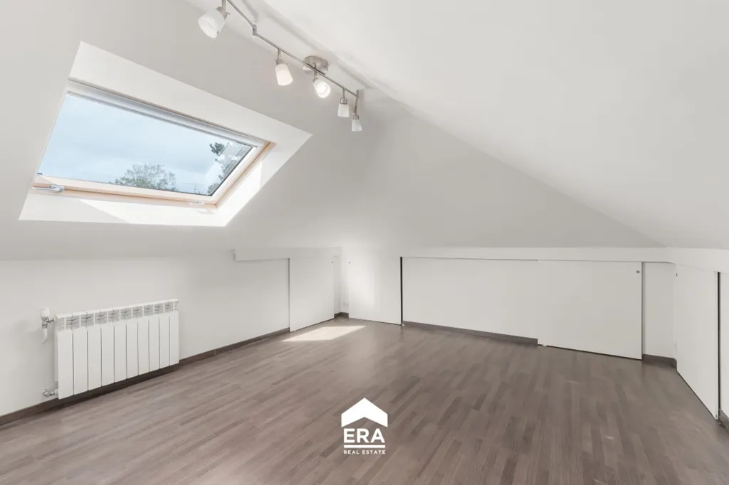 Toad - Villa with Garage in Beersel