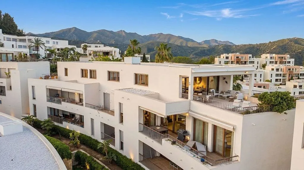 Terrasse - Penthouse with Sea Views in Los Monteros, Marbella