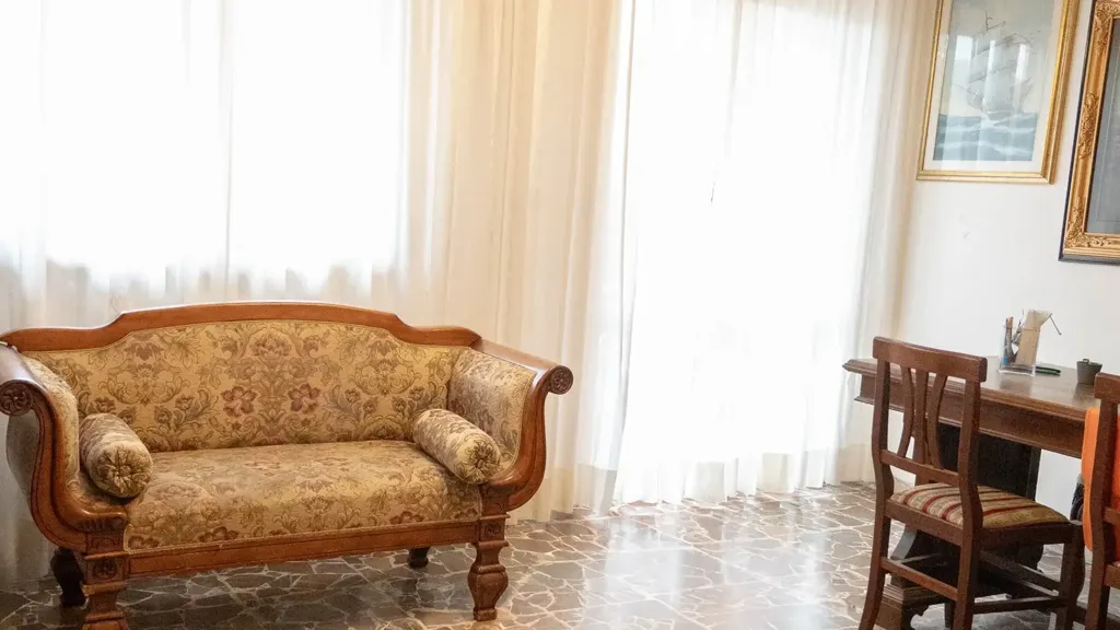 Elutuba - Spacious Apartment with Terraces in Calenzano