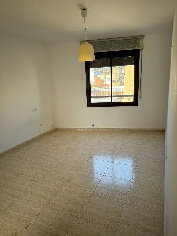 Toad - Bright Apartment with Balcony in Reus Centre