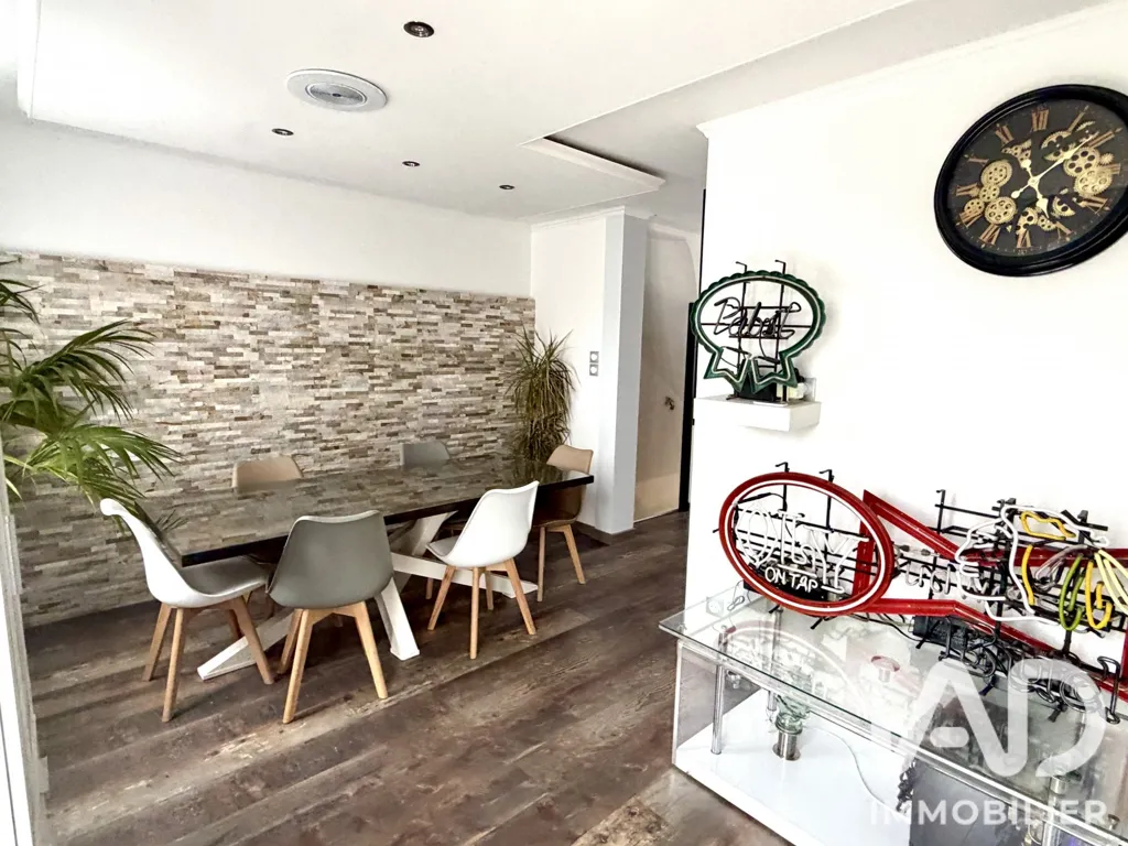 Salle à manger - Maison Rénovée avec Piscine à Puget-Sur-Argens