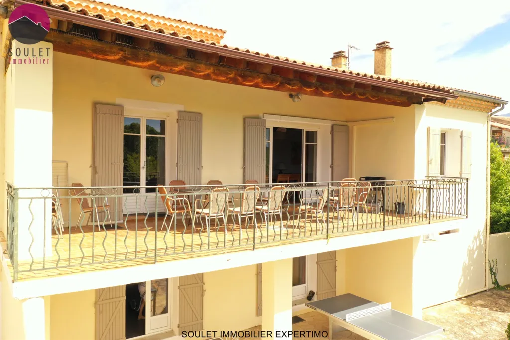 Terrasse - Grande Maison en Pierre avec Logement Séparé à Bédoin
