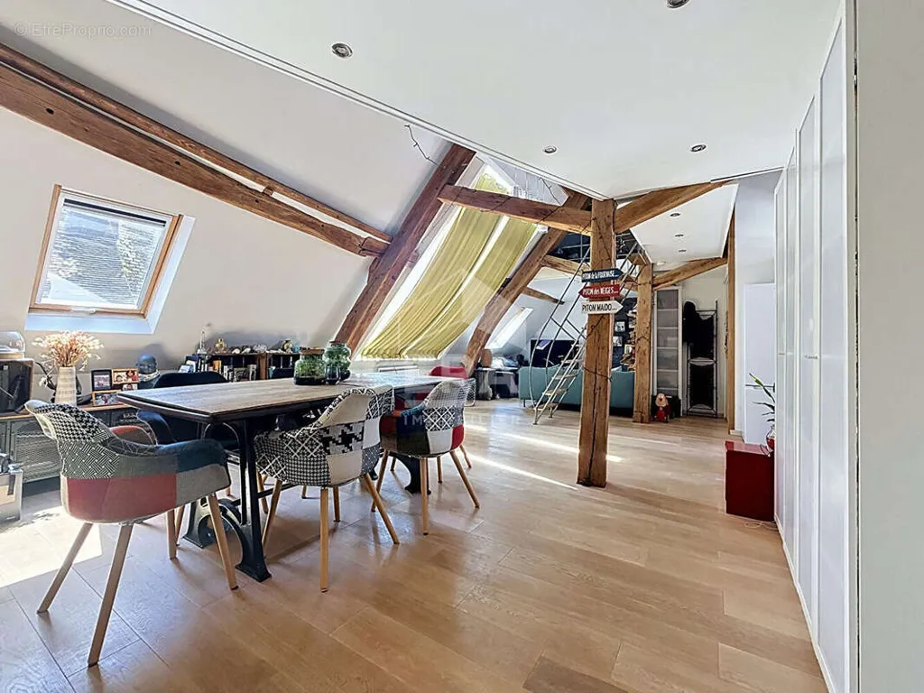 Söögituba - Loft with Character in Dourdan Centre