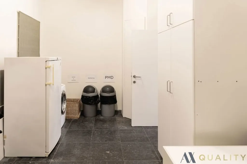 Buanderie - Maison avec Espace Professionnel à Sint-Amands