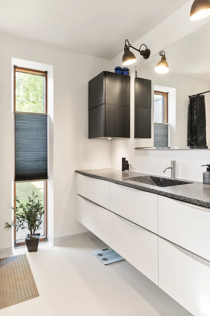 Salles de bain - Detached Villa with Garden in Kalundborg