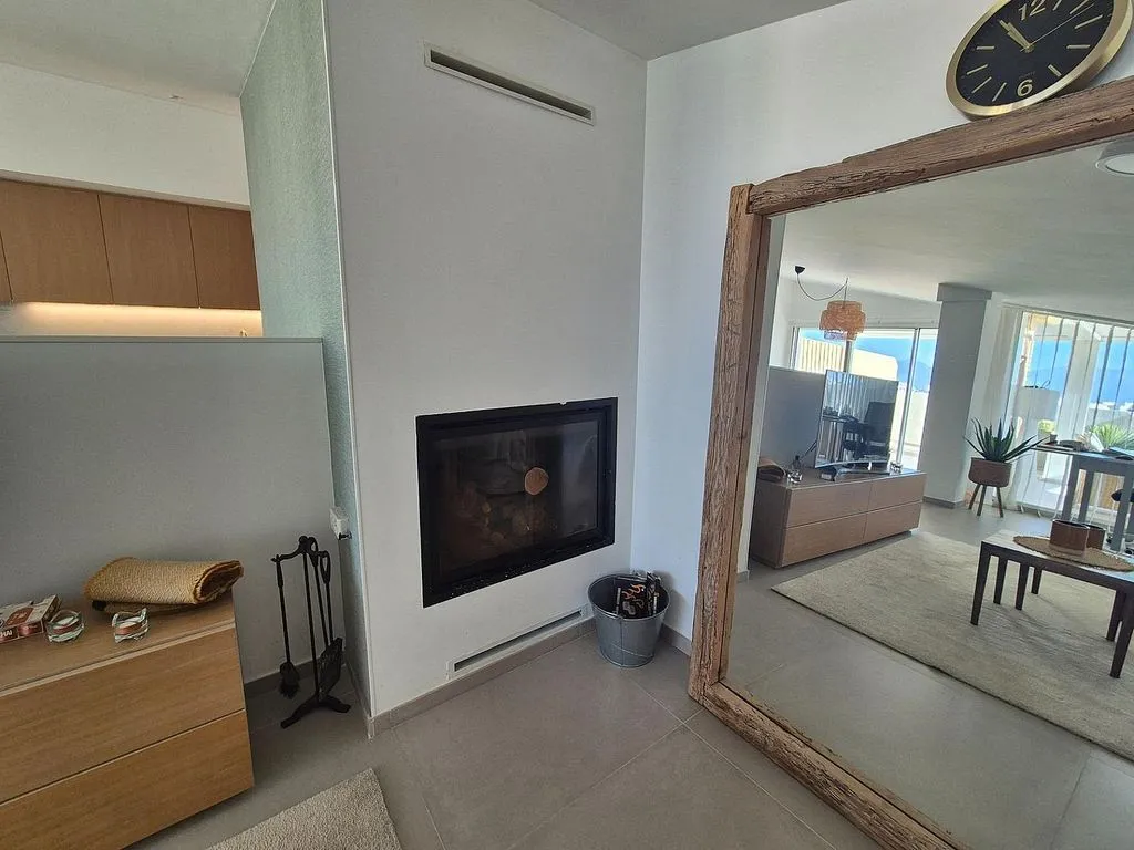 Salón - Ático duplex con terraza en Carrer de l'Estatut Valencià