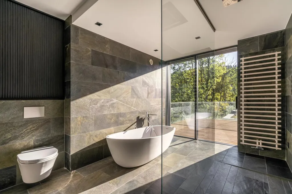 Salles de bain - Villa Luxueuse avec Piscine à Bereldange
