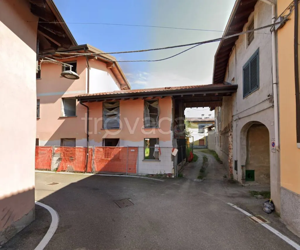Aed - Auctioned Rustic Apartment with Terrace in Vaprio d'Agogna