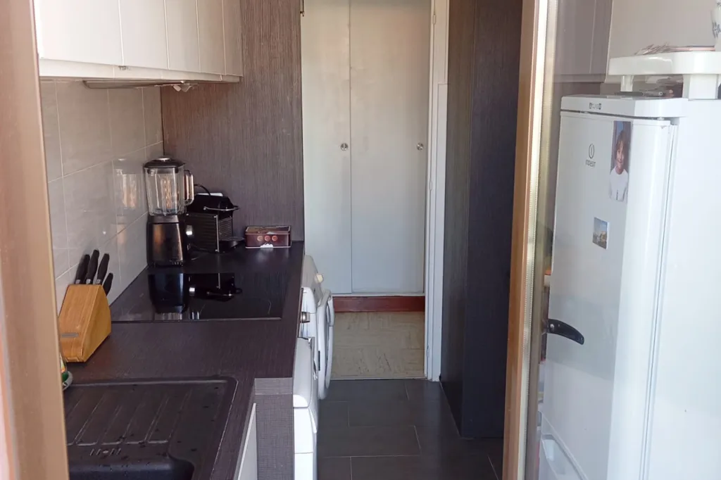 Cucina - 2-Bedroom Flat with Sea View in Cap Plateau