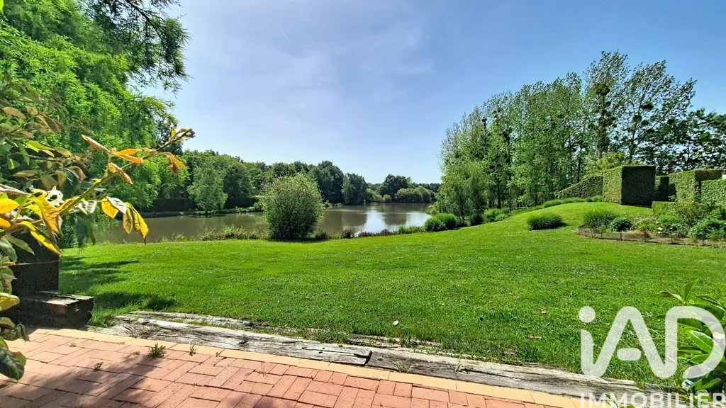 Aed - Architectural House with Private Lake in Combreux