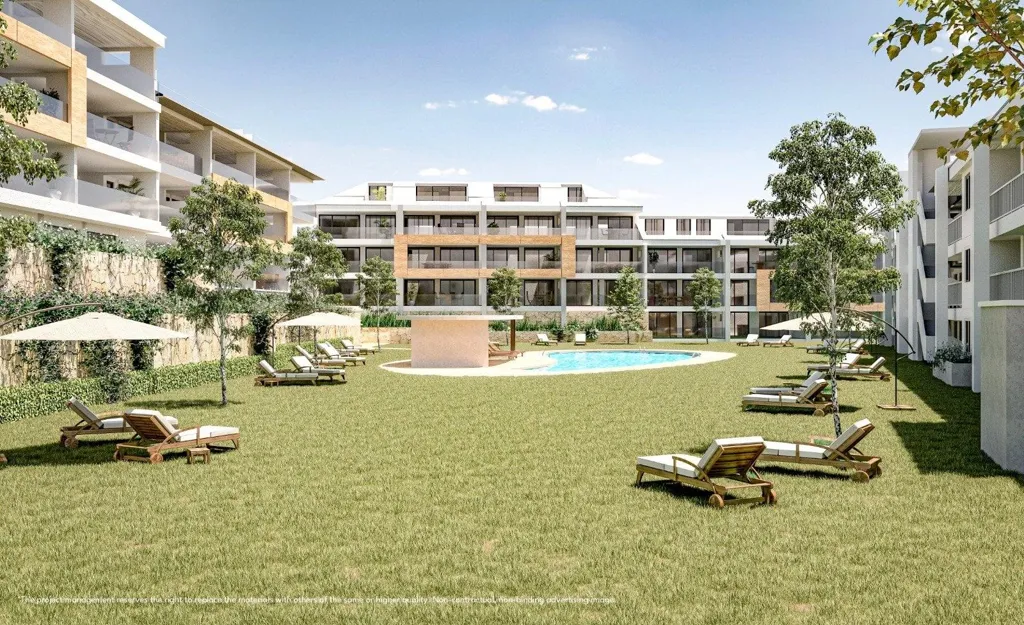 Apartment with Terraces in Gated Complex, Fuengirola