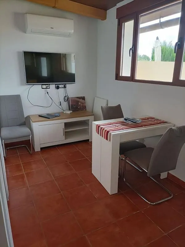 Söögituba - 17-Room Chalet with Pool in Formentera