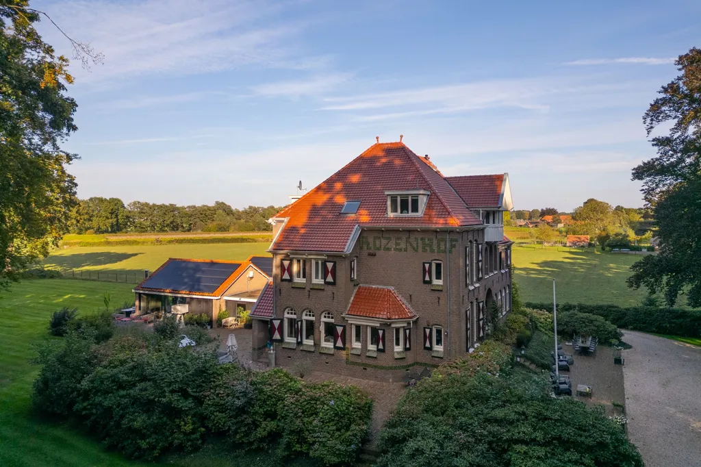 Vue aérienne - Historic Villa with Garden in Almen