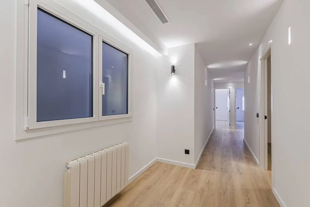 Esik - Luxury Flat with City View in Barcelona