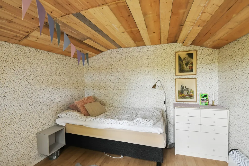 Magamistoad - Charming Gotland House with History in Othem