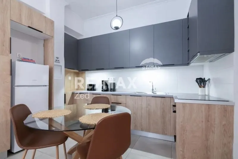 Cuisine - Modern Apartment with Sea View in Piraeus