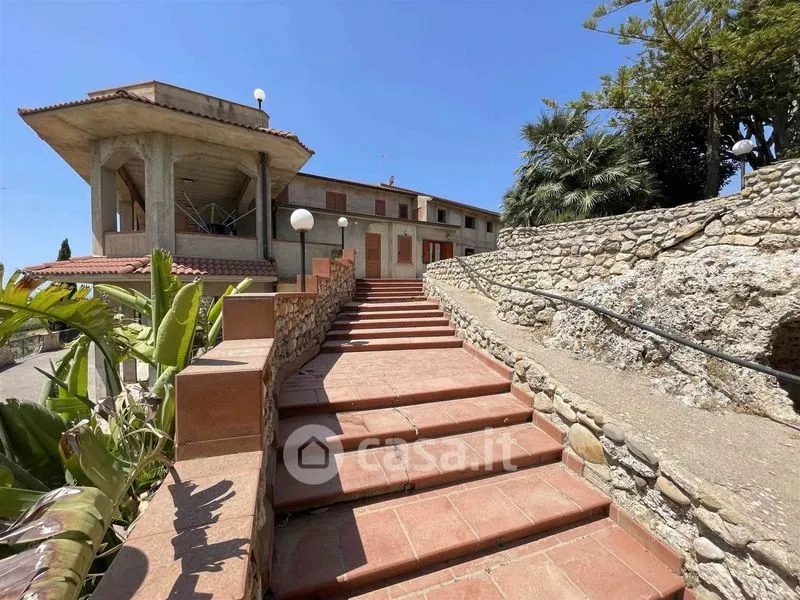 Extérieur - Villa with Multiple Apartments in Ravanusa