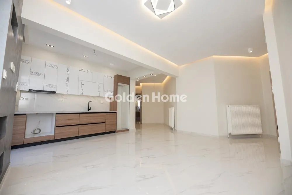 Cuisine - Fully Renovated Flat with Central Location in Stavroupoli