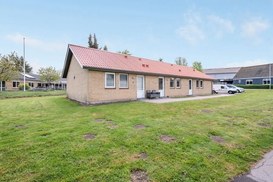 Välivaade - One-Bedroom Flat with Shared Facilities in Ørbæk