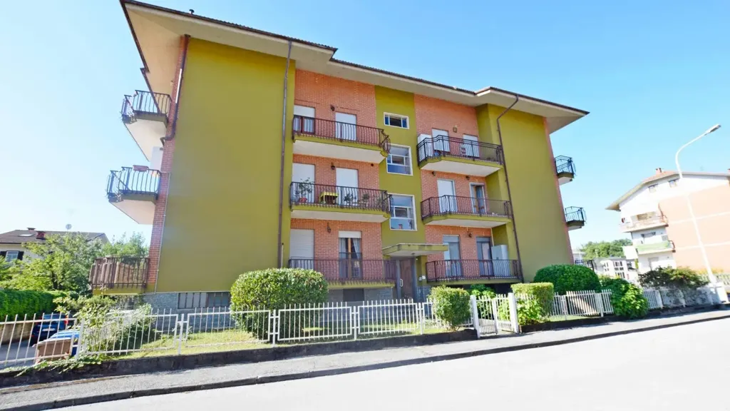 Välivaade - Spacious Flat with Balcony in Mondovì