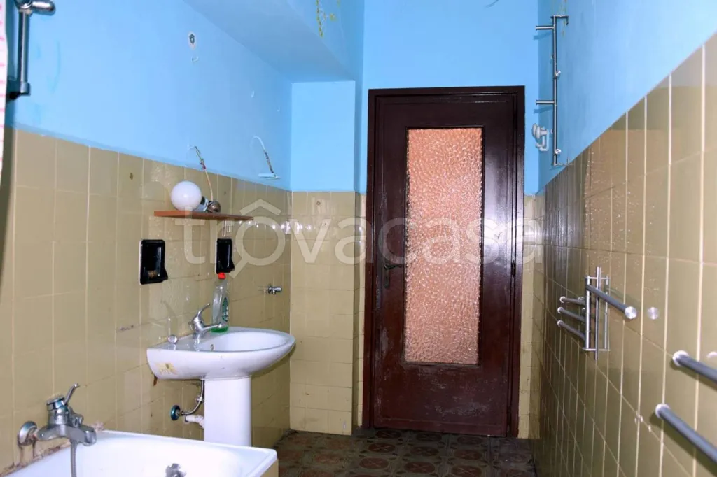 Salles de bain - Detached House with Garden in Bussoleno