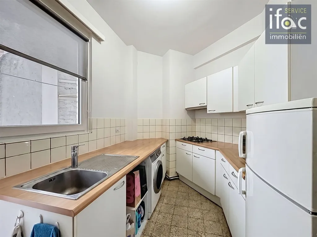 Köök - Bright Apartment with Terrace in Elsene