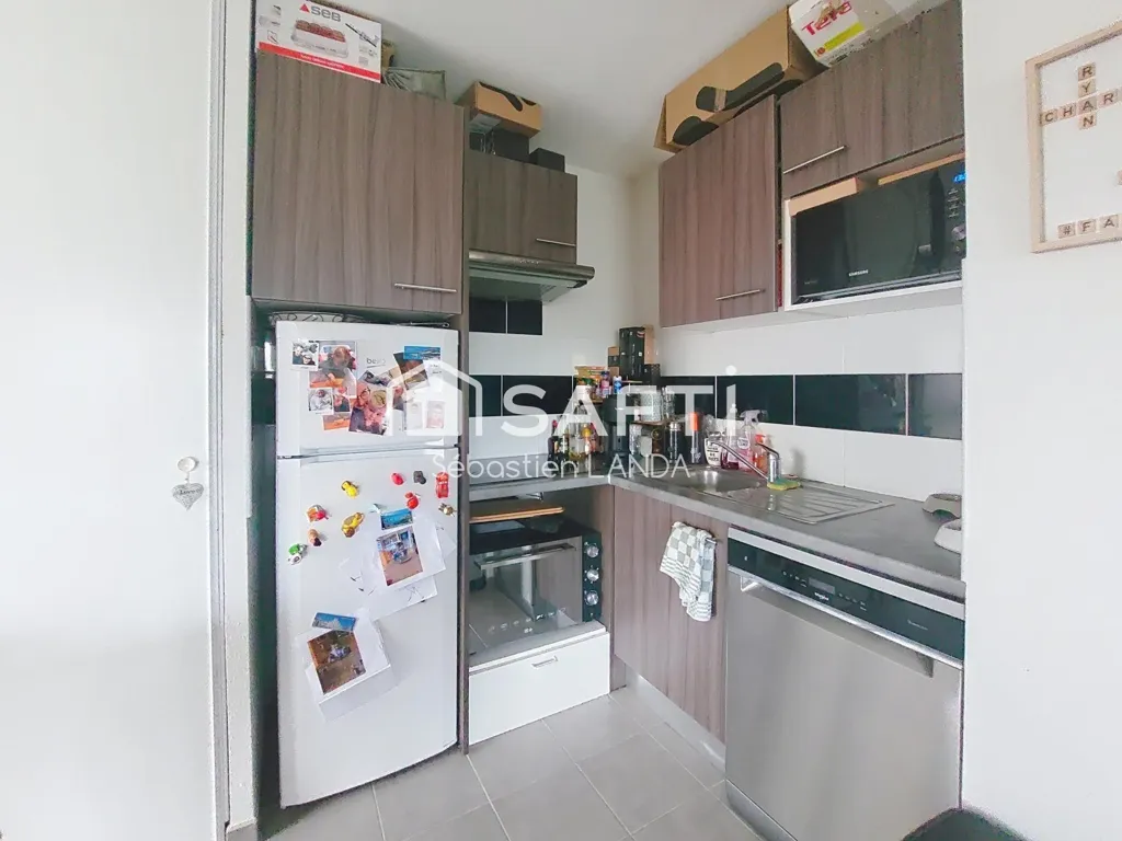 Cocina - Bright 3-Piece Apartment with Balcony in Rambouillet