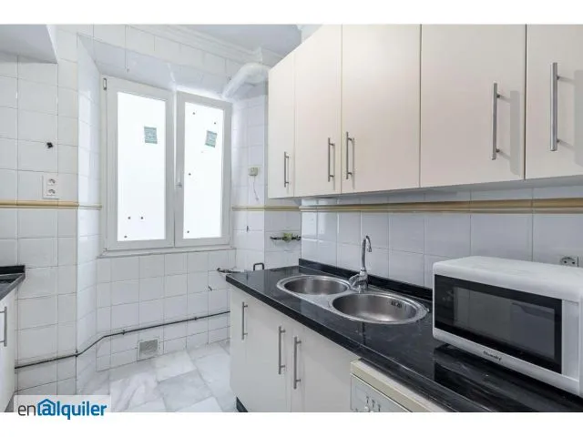 Kitchen - Modern Flat with Lift in Granada