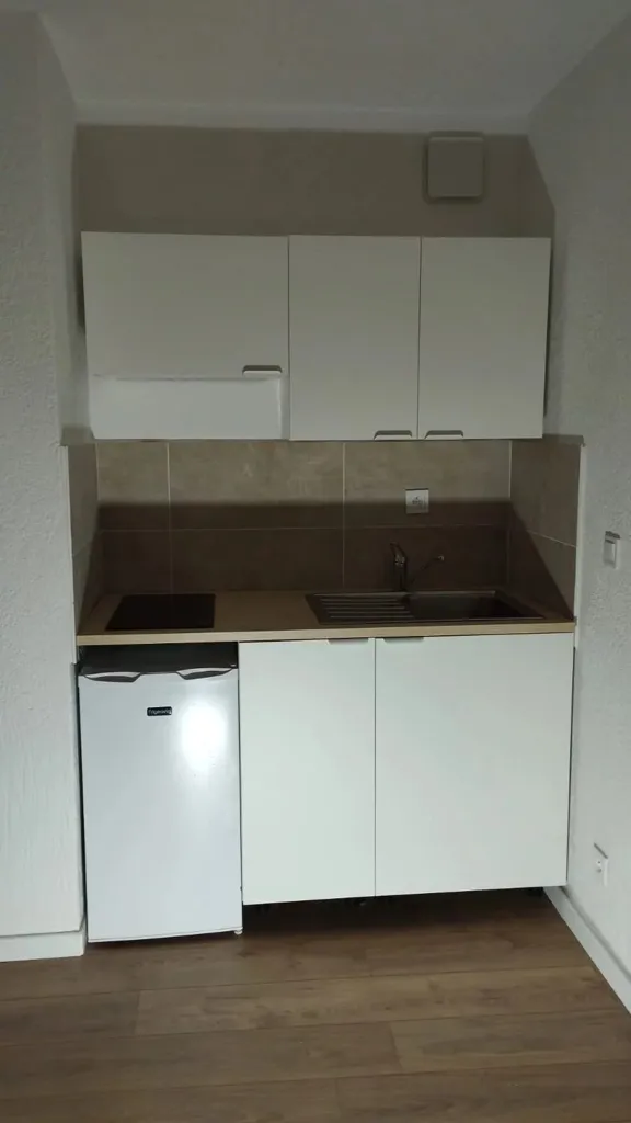 Cuisine - Studio Rénové avec Terrasse au Centre de Sanary-sur-Mer