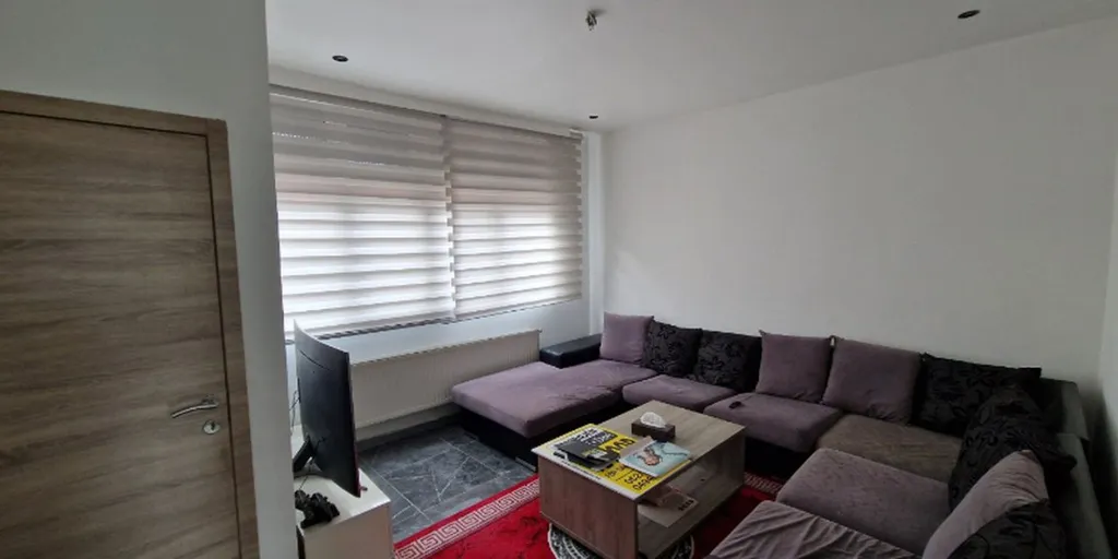 Elutuba - Renovatable House with Garden in Waasmunster