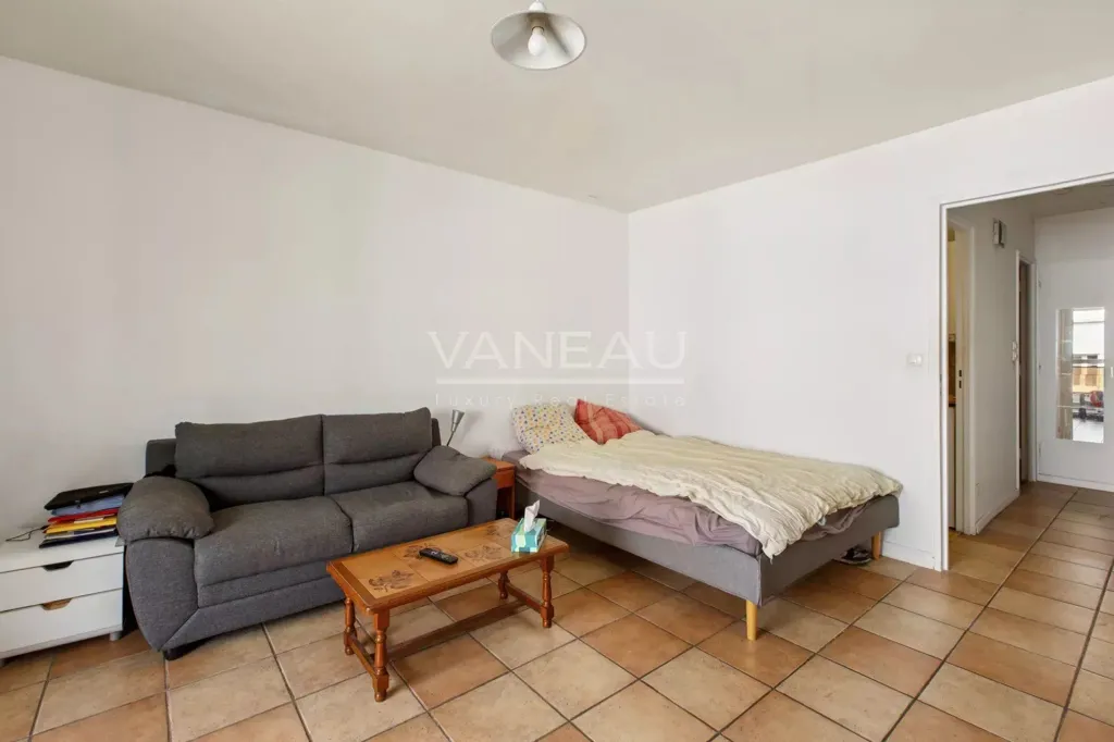Chambres - Studio avec Balcon dans le 19ème Arrondissement